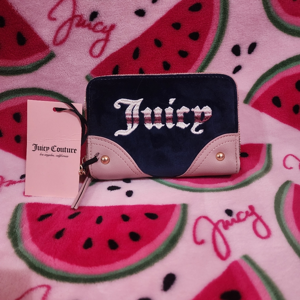 Juicy Couture Retro Vibe Wallet